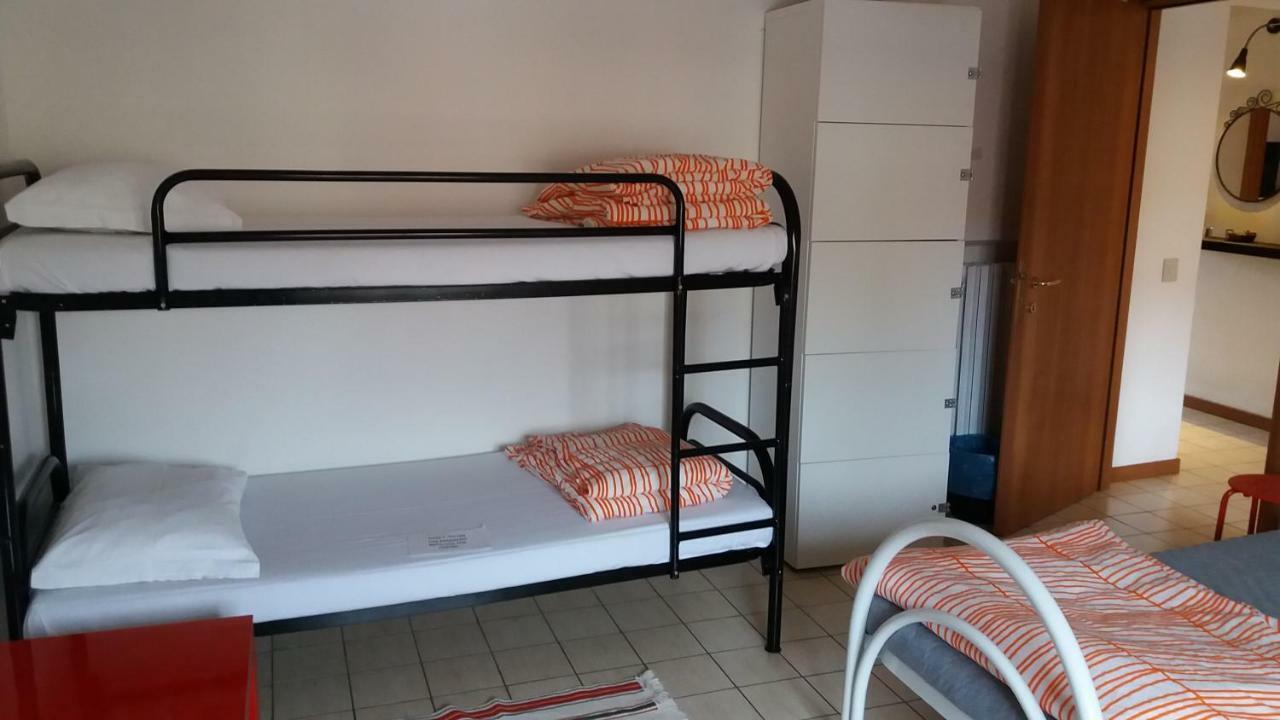 Hostel Easy Pisa Kültér fotó
