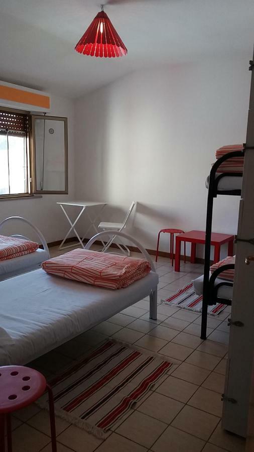 Hostel Easy Pisa Kültér fotó